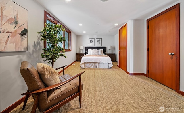 18 Holly Ln, Mercer Island, WA 98040 - bedroom featuring recessed lighting and light carpet