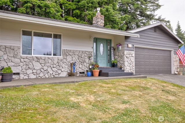 717 Judith Ct, Aberdeen, WA 98520 - view of front of property featuring stone siding, a chimney, driveway, and a front lawn