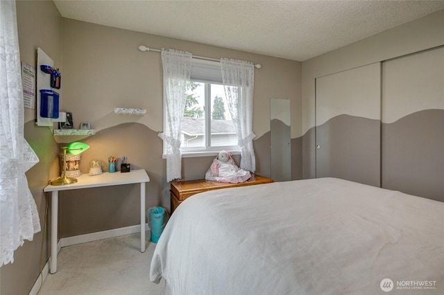 717 Judith Ct, Aberdeen, WA 98520 - carpeted bedroom featuring baseboards and a closet