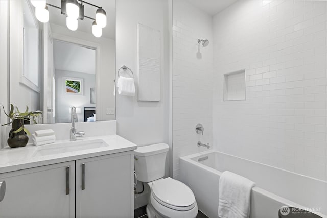 231 19th Ave, Kirkland, WA 98033 - full bathroom with vanity and shower / tub combination