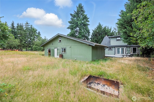 4061 E Howe St, Tacoma, WA 98404 - back of property featuring french doors