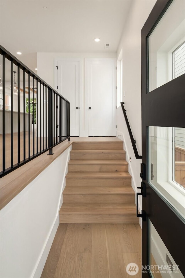 136 8th Ct, Kirkland, WA 98033 - photo 2