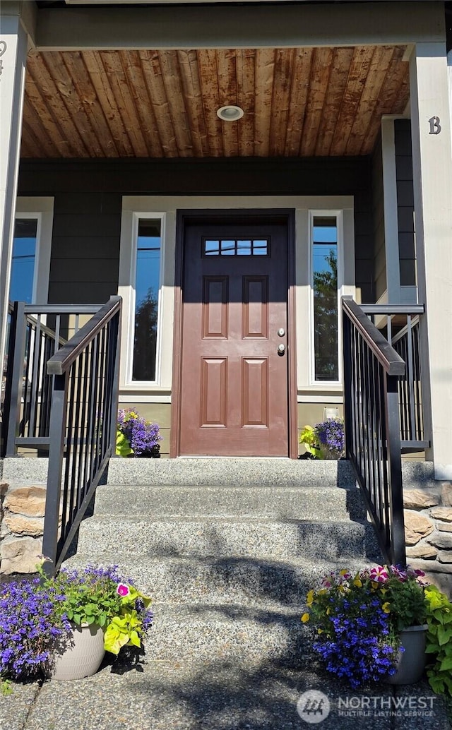 9411 18th Ave W Unit B, Everett, WA 98204 - property entrance featuring a porch