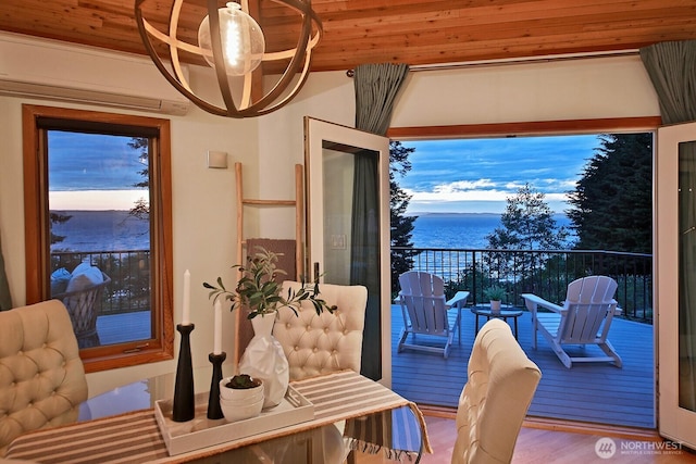 3340 Smugglers Cove Rd, Greenbank, WA 98253 - photo 2