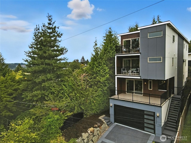 8221 S 121st St, Seattle, WA 98178 - photo 2
