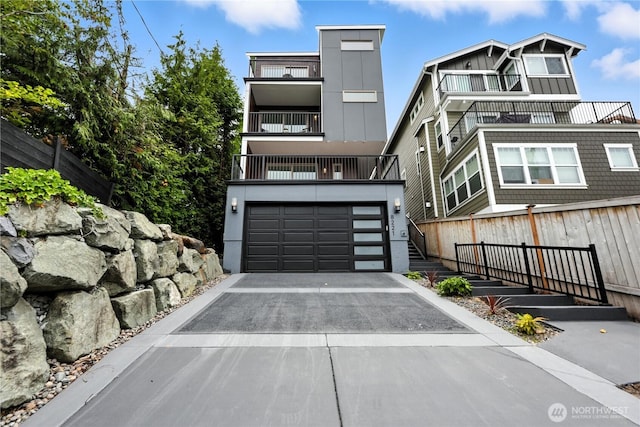 8221 S 121st St, Seattle, WA 98178 - photo 1