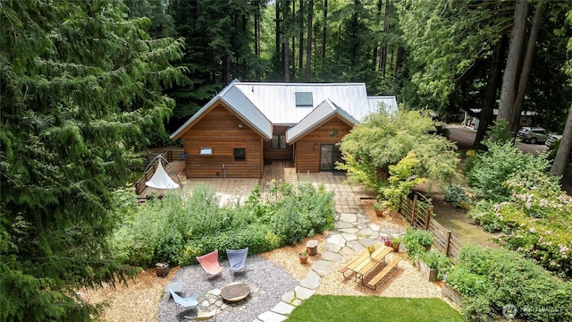 1692 Galbraith Ln, Bellingham, WA 98229 - view of front facade featuring a metal roof