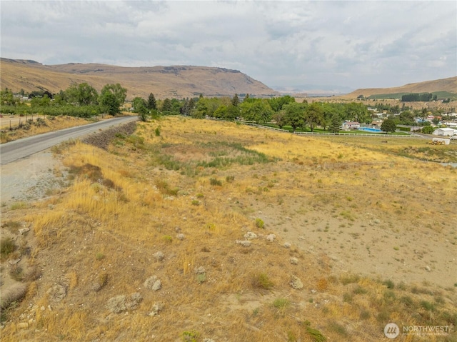 2310 Highland Dr, Bridgeport, WA 98813 - photo 2