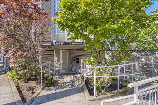 103 Bellevue Ave E Unit 102, Seattle, WA 98102 - photo 16