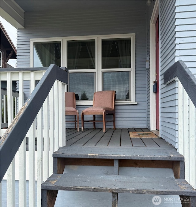 1019 Duryea St, Raymond, WA 98577 - view of deck