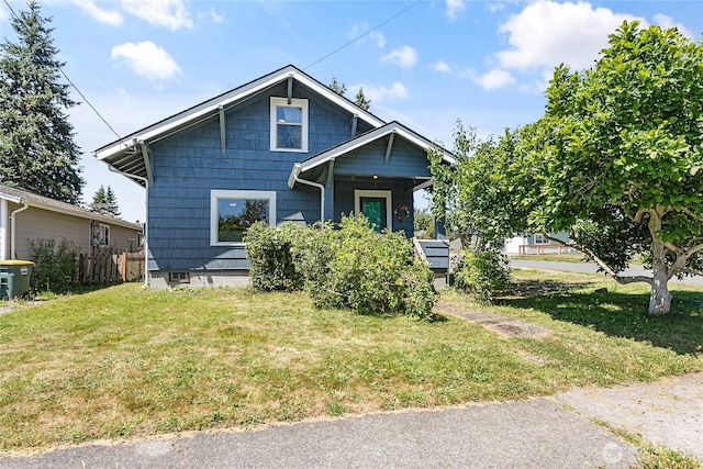 2639 Yew St, Bellingham, WA 98226 - bungalow with a front lawn and a porch