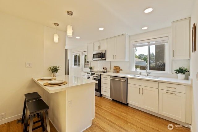 2646 34th Ave W, Seattle, WA 98199 - photo 12
