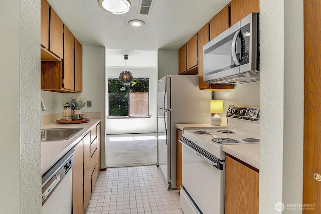 10005 235th St Unit A301, Kent, WA 98031 - photo 2