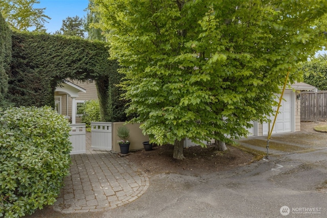 3021 W Mercer Way, Mercer Island, WA 98040 - photo 2