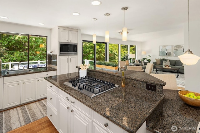 4428 143rd Ave SE, Bellevue, WA 98006 - photo 4
