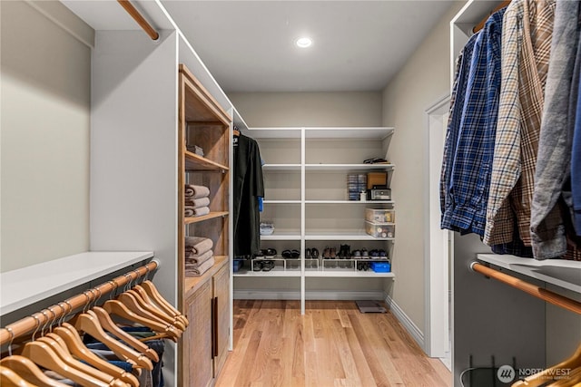 1776 Broadway Pl, Wenatchee, WA 98801 - walk in closet featuring light wood finished floors