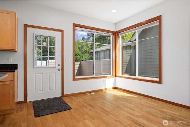 6214 Malloy Ave, Ferndale, WA 98248 - entryway featuring light wood-type flooring and baseboards