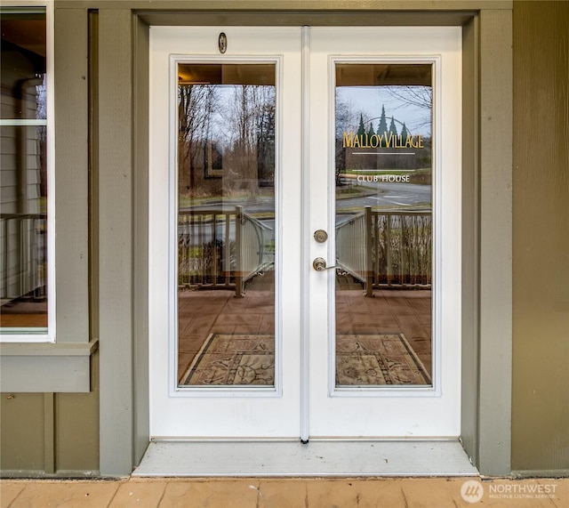 6214 Malloy Ave, Ferndale, WA 98248 - doorway featuring french doors