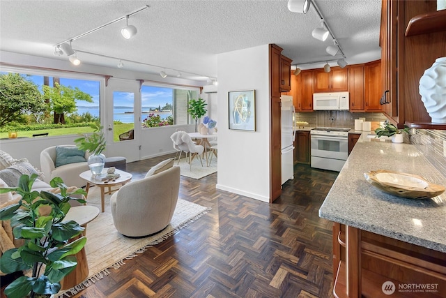 965 Winslow Way E Unit 104, Bainbridge Island, WA 98110 - photo 7
