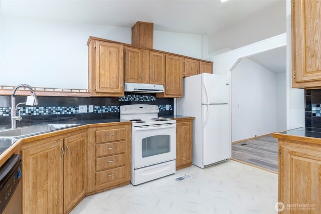 254 Mountain View Dr, Packwood, WA 98361 - photo 8