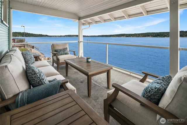 26321 Pillsbury Rd SW, Vashon, WA 98070 - balcony featuring an outdoor hangout area and a water view