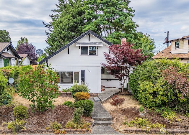 5507 N 45th St, Tacoma, WA 98407 - view of bungalow-style home