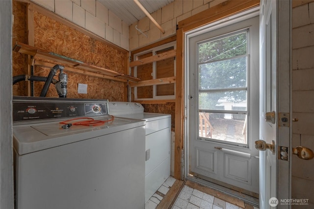 5507 N 45th St, Tacoma, WA 98407 - washroom featuring washer and clothes dryer