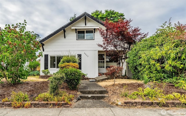 5507 N 45th St, Tacoma, WA 98407 - view of bungalow-style house