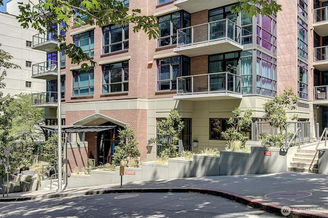 1420 Terry Ave Unit 904, Seattle, WA 98101 - photo 2