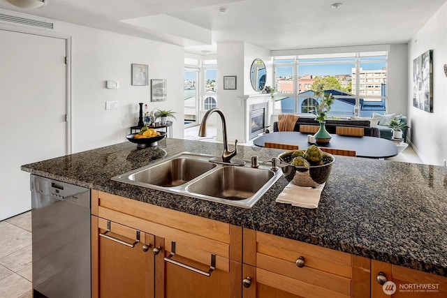 1420 Terry Ave Unit 904, Seattle, WA 98101 - photo 8
