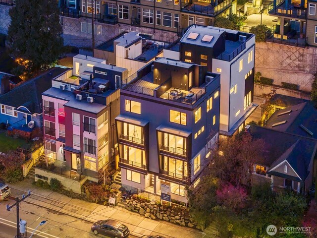 2009A Dexter Ave N, Seattle, WA 98109 - photo 28