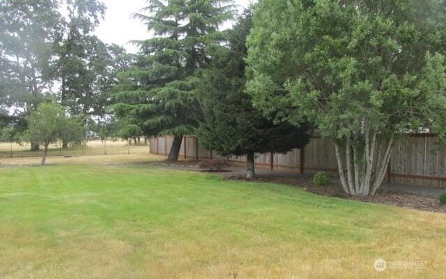 9237 Applegate Loop SW, Rochester, WA 98579 - photo 6