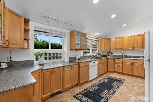 8711 NE 138th St, Kirkland, WA 98034 - photo 14