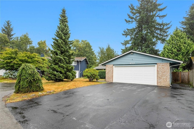 8711 NE 138th St, Kirkland, WA 98034 - photo 32