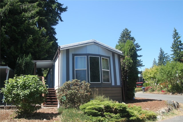 3060 NE Mcwilliams Rd Unit 9, Bremerton, WA 98311 - photo 1