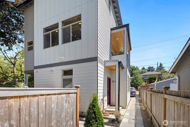 8410 17th Ave SW, Seattle, WA 98106 - photo 1