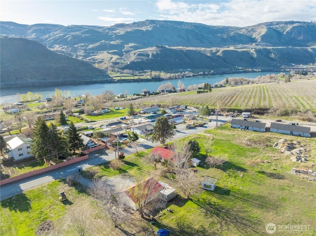 750 4th St, Chelan, WA 98817 - photo 32