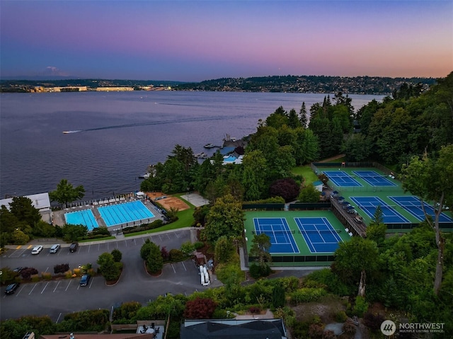 8320 Avalon Dr, Mercer Island, WA 98040 - photo 32
