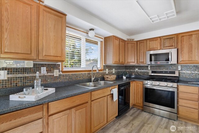 749 SW London Ter, Oak Harbor, WA 98277 - photo 8