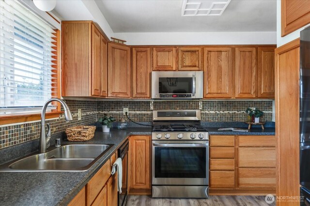749 SW London Ter, Oak Harbor, WA 98277 - photo 9