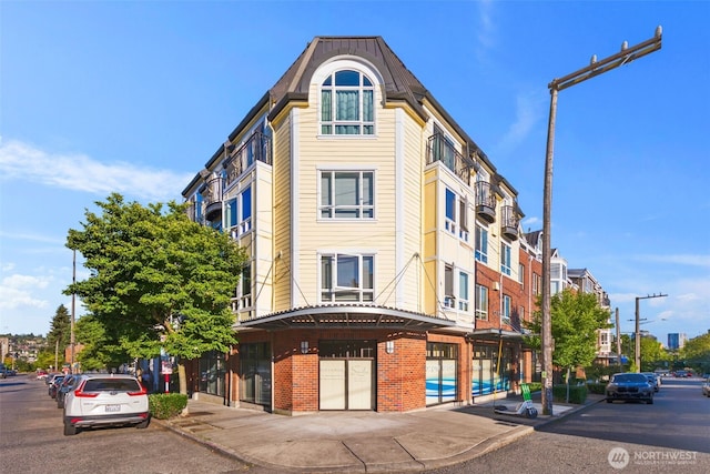 812 5th Ave N, Seattle, WA 98109 - photo 32
