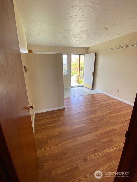3919 2nd Ave NW, Seattle, WA 98107 - photo 8