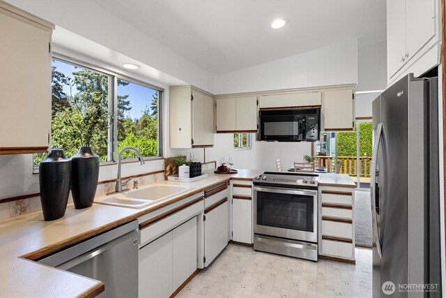 21411 14th Ave S, Des Moines, WA 98198 - photo 11