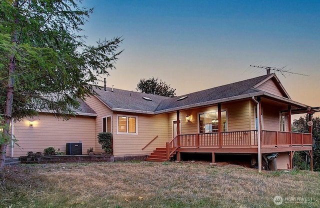 498 Bryant Hill Rd, Woodland, WA 98674 - photo 1