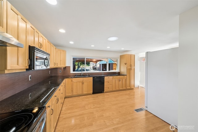 723 S Huson St, Tacoma, WA 98405 - photo 11