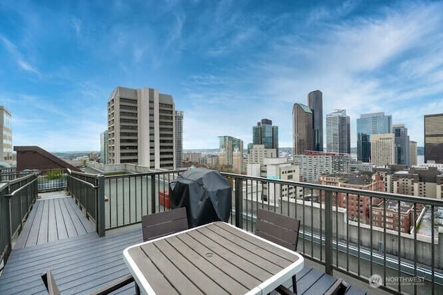 1105 Spring St Unit 701, Seattle, WA 98104 - photo 2