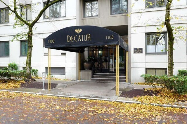 1105 Spring St Unit 701, Seattle, WA 98104 - photo 18