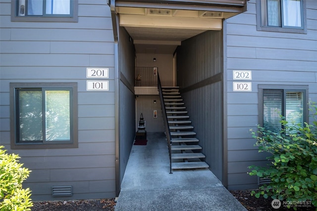 3320 Narrows View Ln NE Unit 102, Bremerton, WA 98310 - photo 2