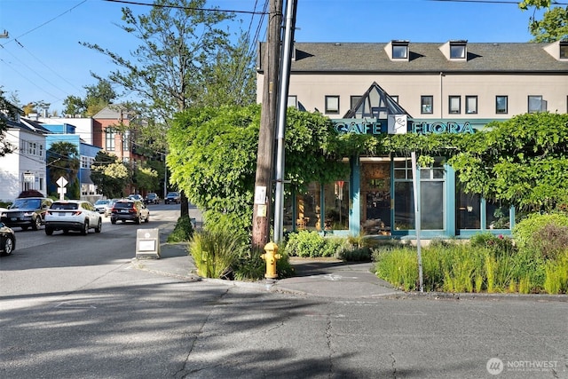 212 27th Ave E, Seattle, WA 98112 - photo 32