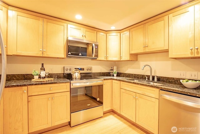 410 W Roy St Unit E101, Seattle, WA 98119 - photo 7